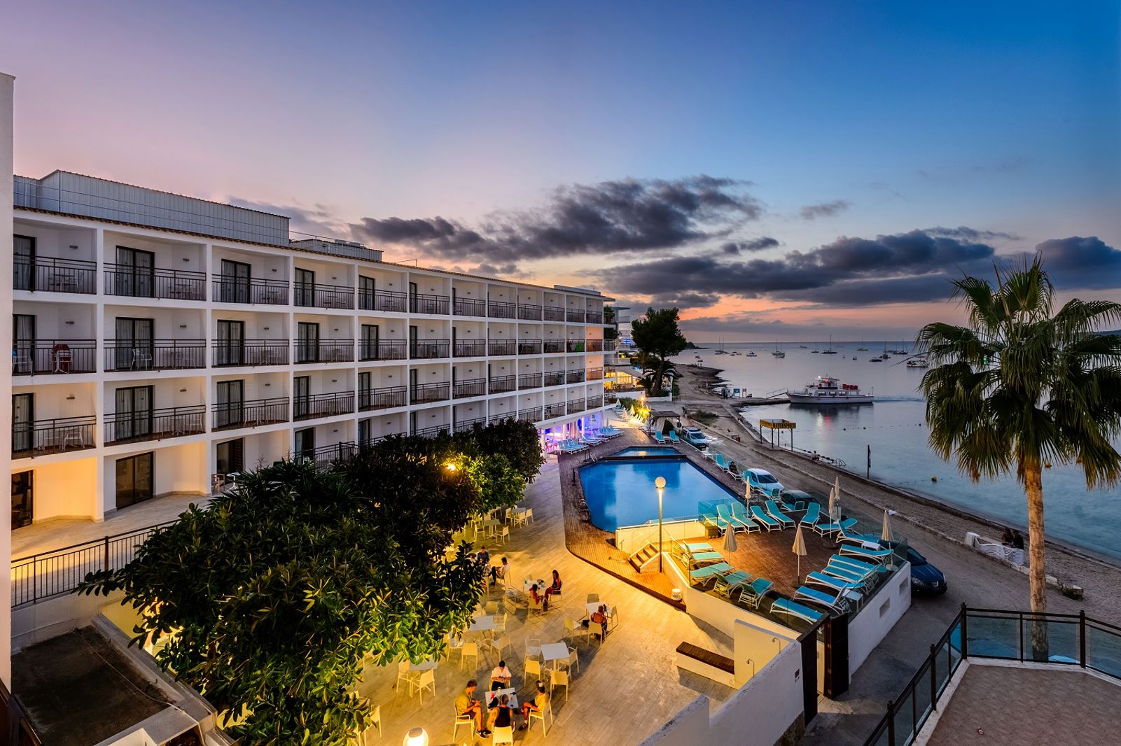 Luxe resort aan de kust